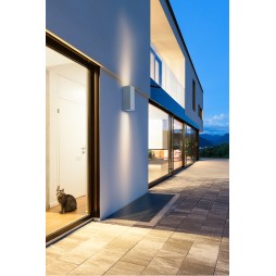 Aplique negro Cube grande Forlight