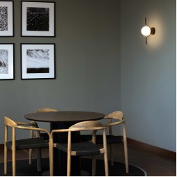 Aplique Le Vita negro mate Faro